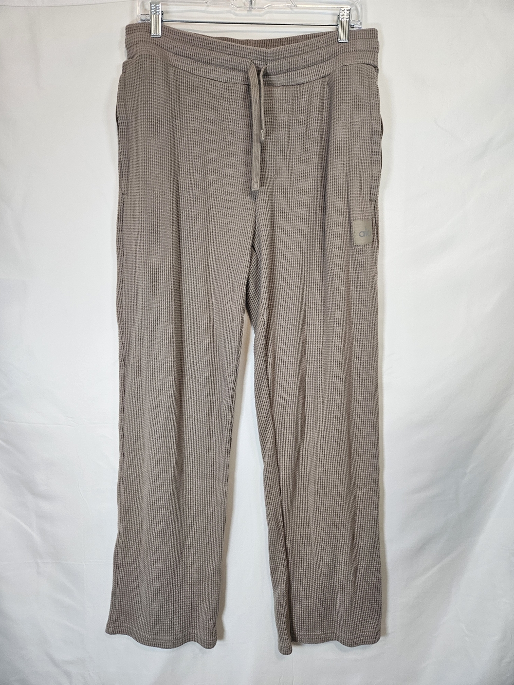 ALO Yoga Taupe Waffle Knit Drawstring Joggers Relaxed Fit Casual